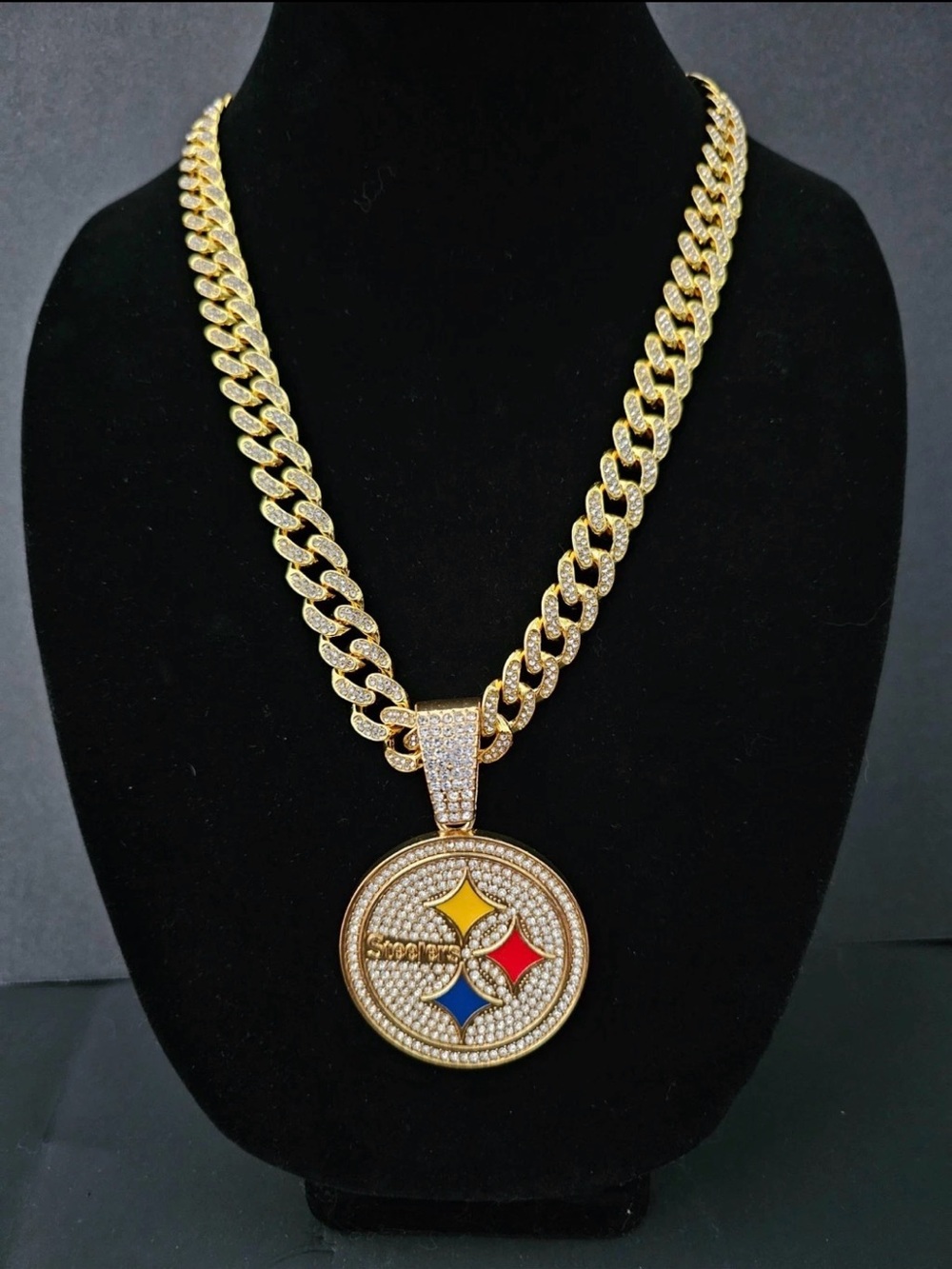 Pittsburgh Steelers Cuban Link Chain Luxury Iced Out Crystal
24" Gold Necklace